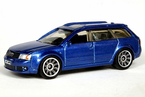 Matchbox Audi RS6 Avant Metalflake Blue - 6704df
