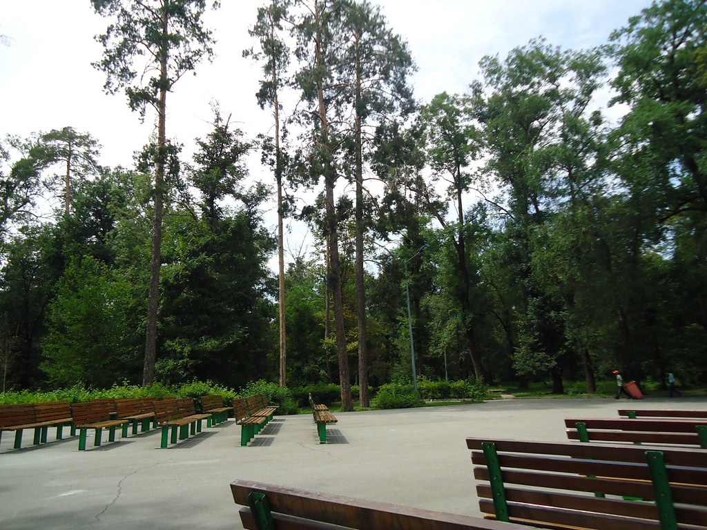 : Gorkii Park, Almaty