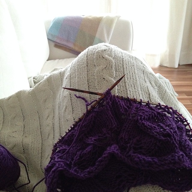 #8 ach... an diese Wochendsache könnte ich mich gewöhnen ;-) #strickenaufdemsofaisttoll #stricken #knitting #12von12
