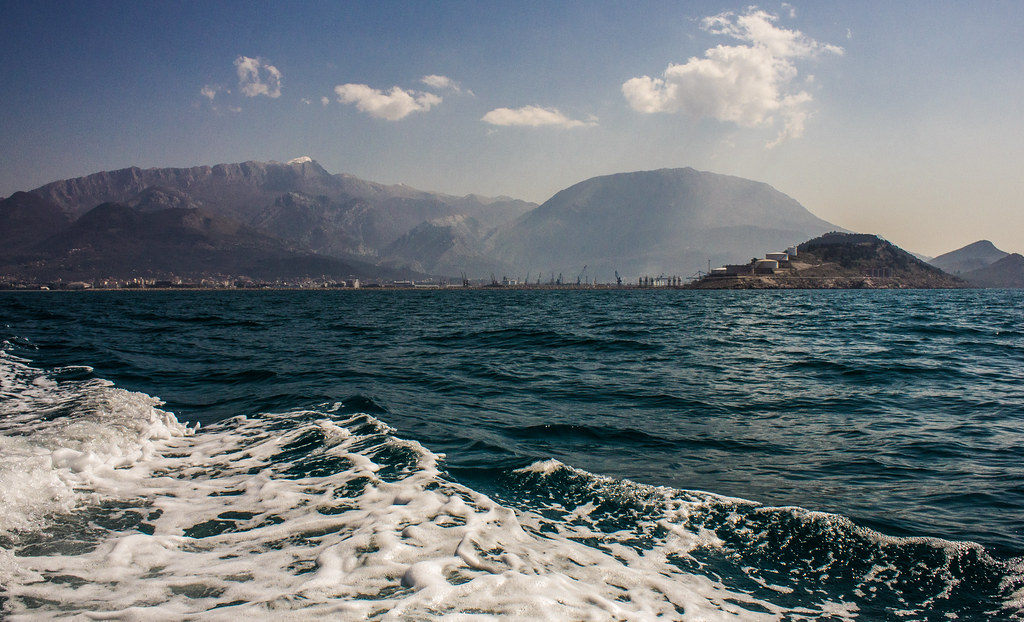 : Sea and mountains
