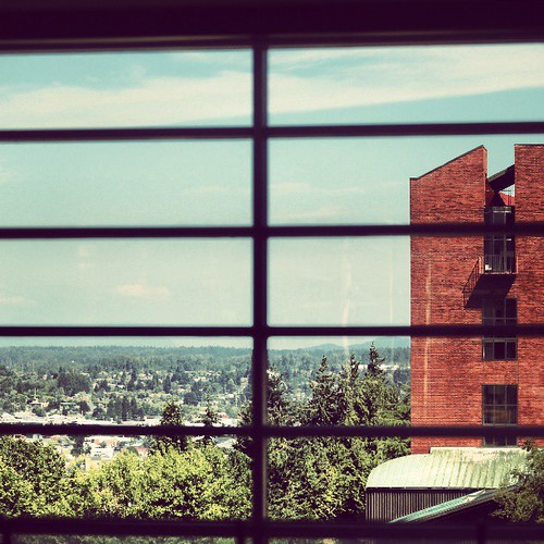 Mathes Hall and downtown Bellingham, as seen from the @vikingunion. #westernsummer