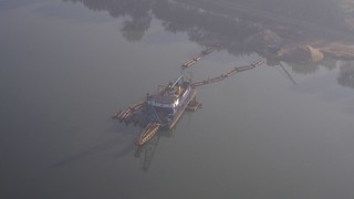 Dredge On the Taedong River