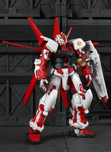 Gundam Astray Red Frame