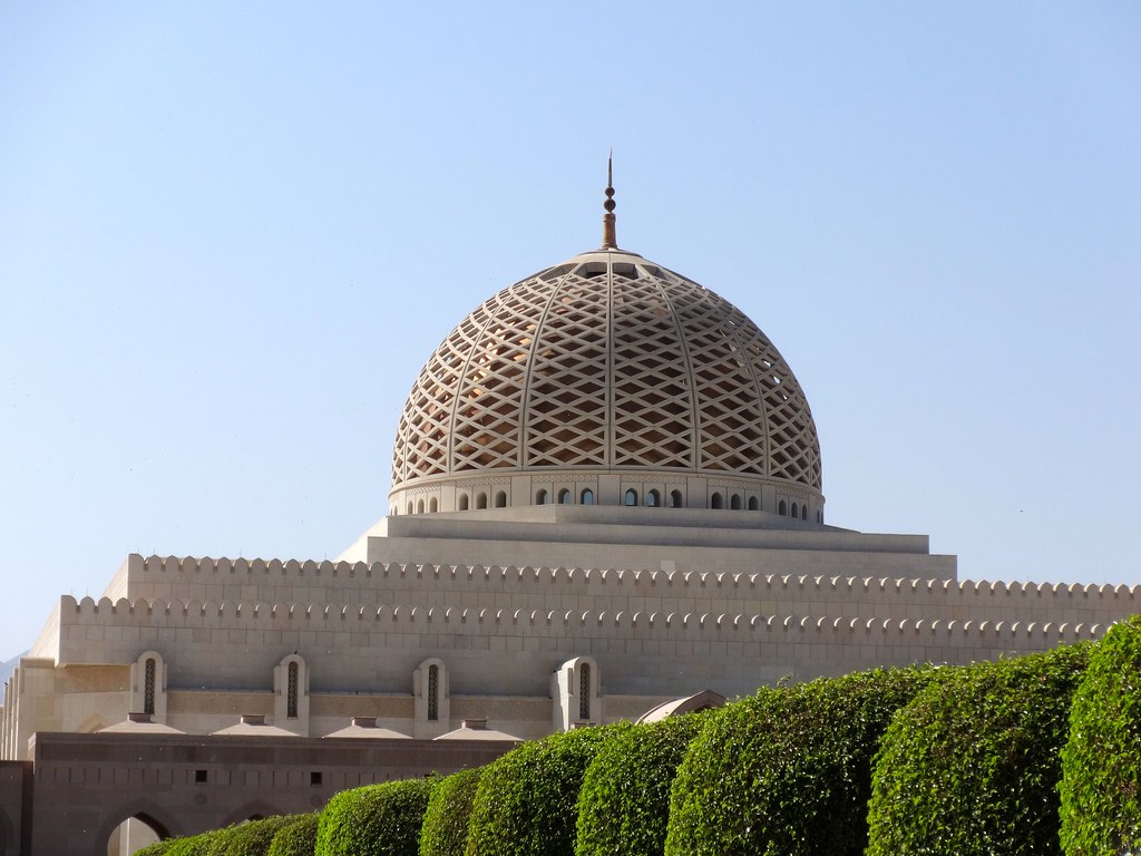 фото: Sultan Qaboos Grand Mosque