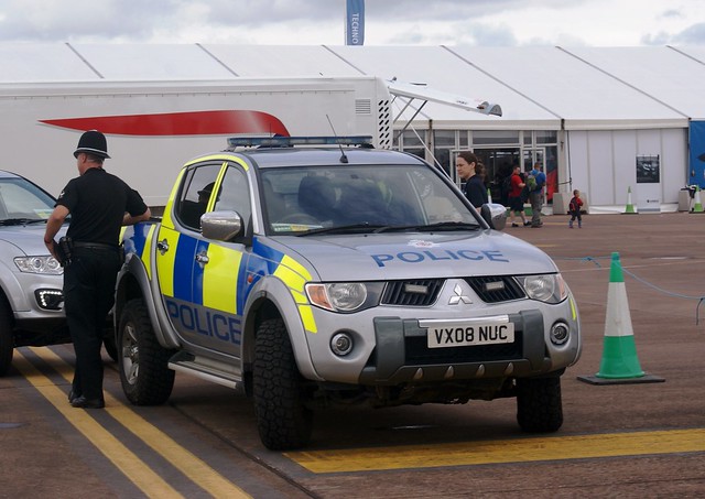 cops police pickup gloucestershire policecar warrior l200 mitsubishi copcar emergencyservices constabulary emergencyvehicle cmspecialist