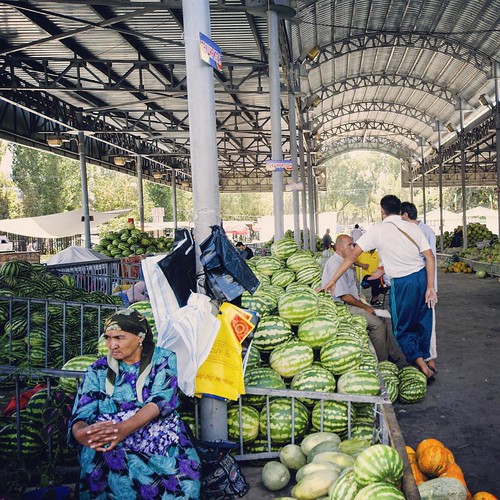     ...    ...          #Travel #Memories #Throwback #Tashkent #Uzbekistan     #Bazar #Market #Fruit #Peoples ©  Jude Lee