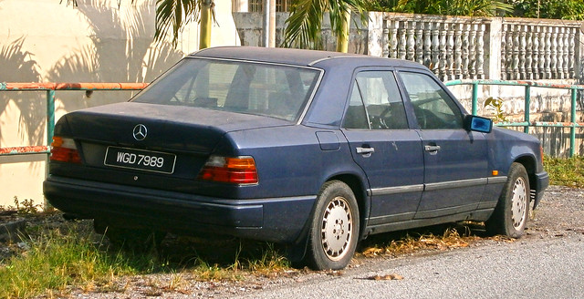 car sedan mercedes benz 1st first class e malaysia mercedesbenz 1997 gen saloon generation ipoh w124 eclass 4door