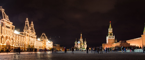 Red Square by Night ©  kuhnmi