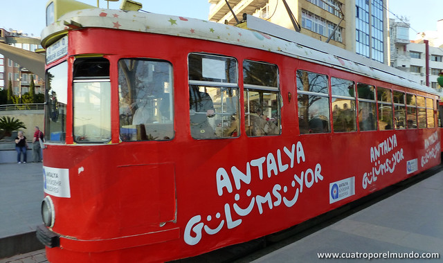 Tranvia en Antalya