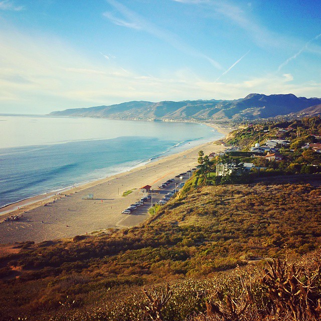:  .  I have 450 raw pictures and videos from travel. I think I need to make an aim to process and post all of them till the end of the year. I want to inspire you.  .......... Here is the view from point Dume in California. If it looks familiar,