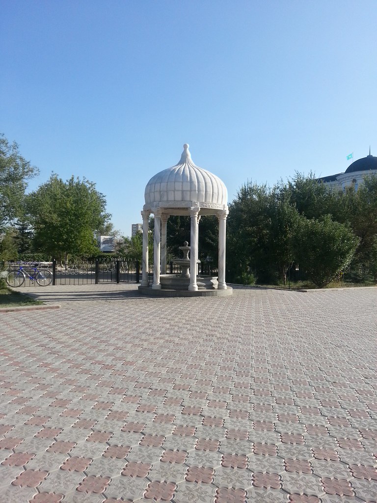 : Fountain, Nurdaulet mosque