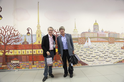 American writers Ridley Pearson and Dave Barry ©  U.S. Consulate General St. Petersburg