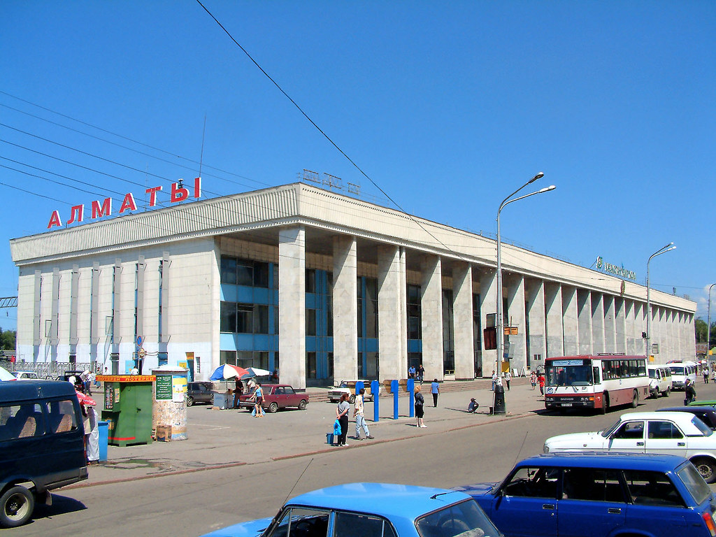 : Almaty-1 railway station (before 2007)