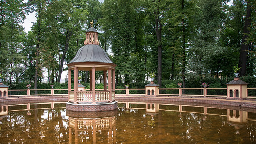 Park in St. Petersburg ©  kuhnmi