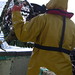Port du VFI par un pêcheur 2 IMP