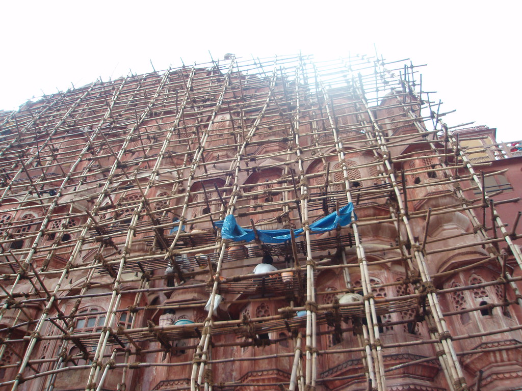 Restauración del Hawa Mahal o Palacio de los Vientos en Jaipur
