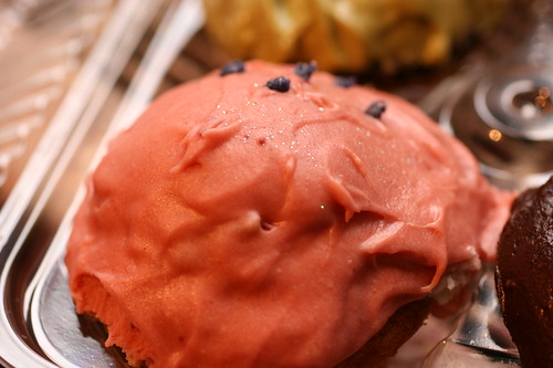 strawberry coconut cupcake
