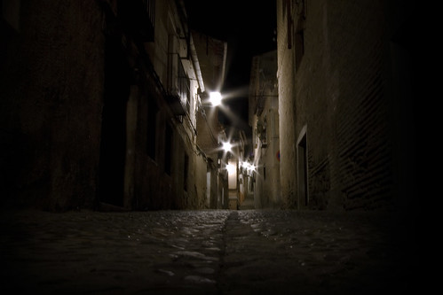 Calle oscura de Toledo