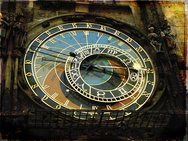 Reloj Astronómico / Astronomical Clock.-