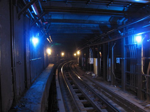 L train subway tunnel