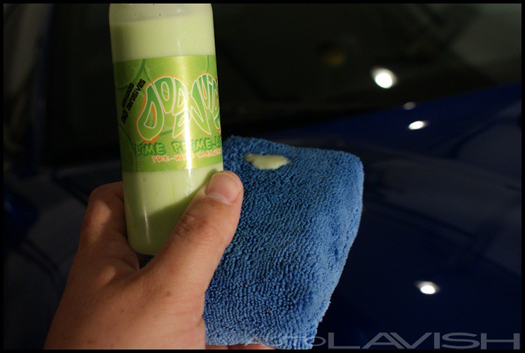 Lime Prime Lite from Dodo Juice applied to an applicator