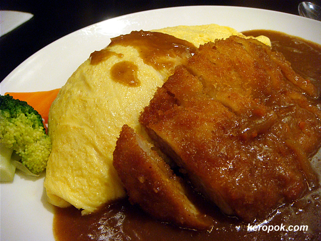 Chicken Curry with Omurice
