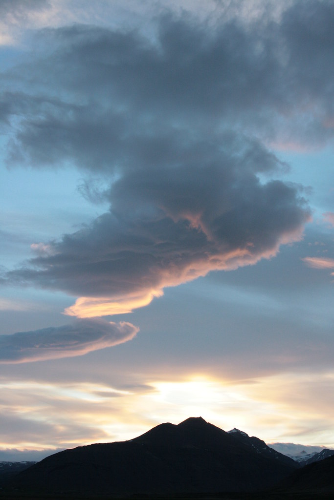 Clouds that look like things | sky & clouds | Flickr