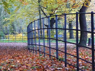 fence in old sarrat