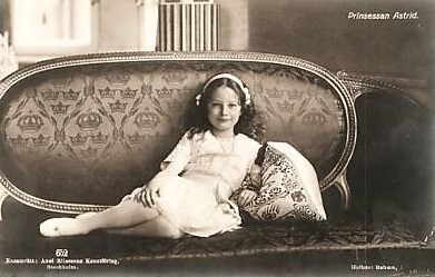 Königin Astrid von Belgien als junges Mädchen