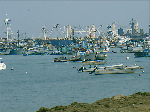 manta-Ecuador-harbor