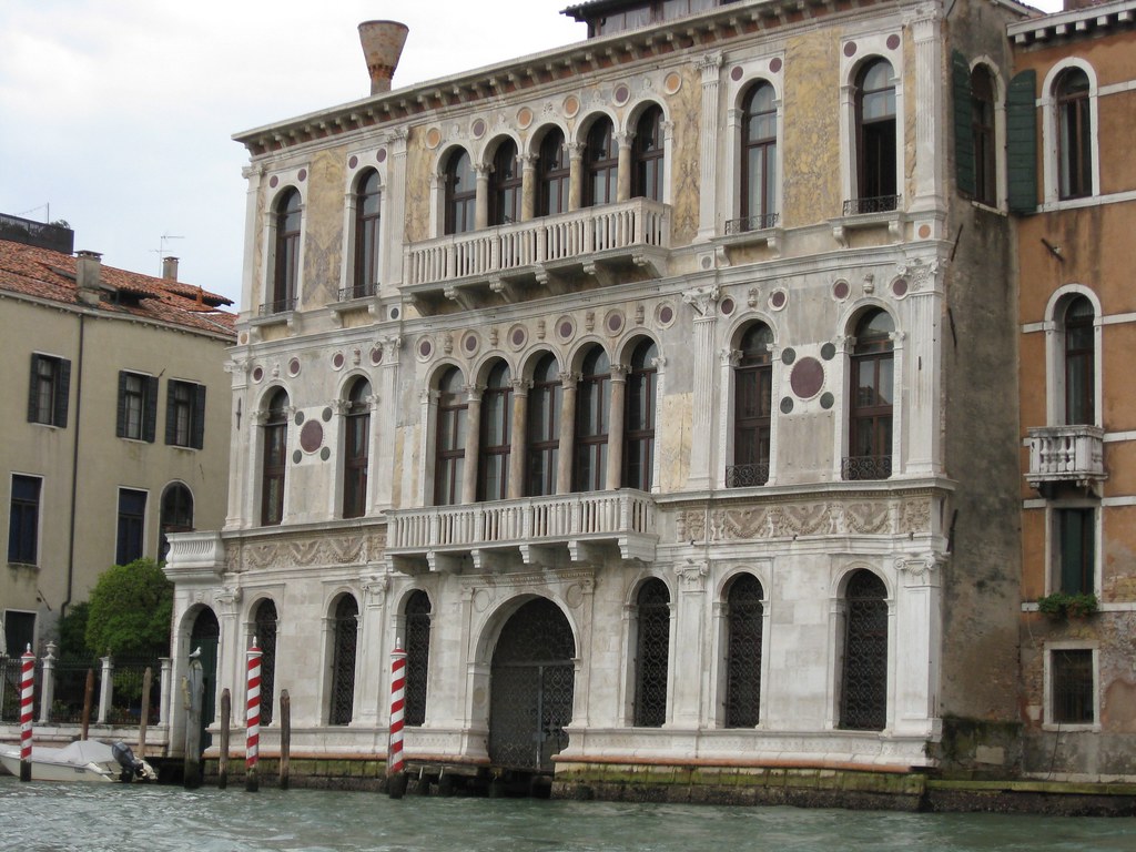 Unknown architect, Palazzo Manzoni, late fifteenth century, Grand Canal, Venice