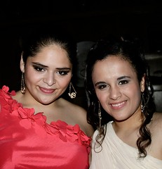 001 Gaby Reyna y Valeria Reséndez.