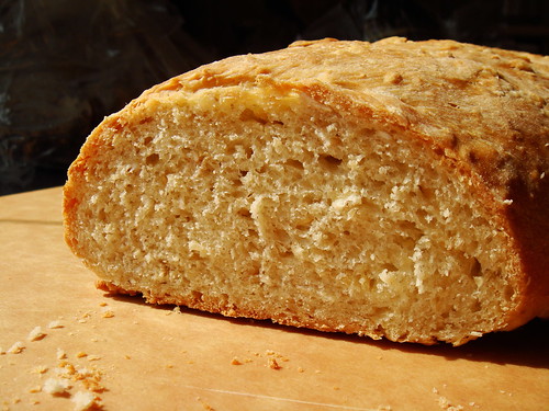 Buttermilk Oatmeal Bread: Crumb