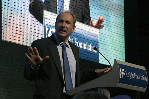 Sir Tim Berners-Lee talking about the Web at the Newseum
