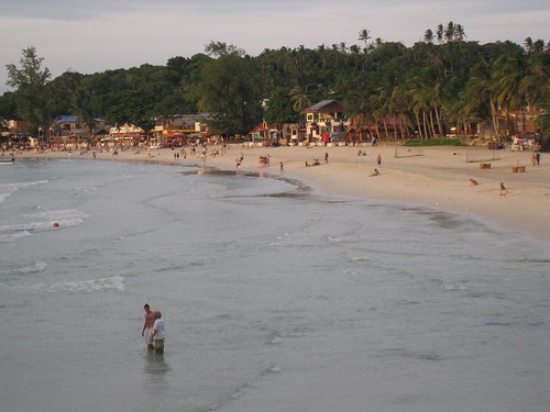 Partygoers at sunrise on Haad Rin