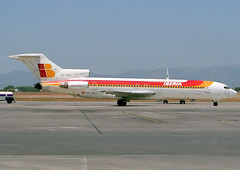 Iberia B727-256 EC-CBJ PMI 24/07/1988