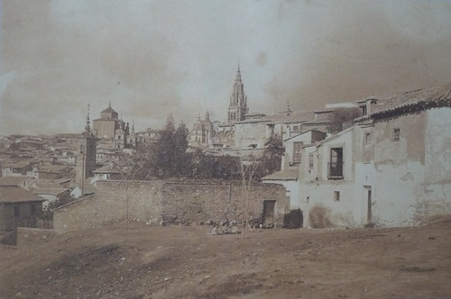 Torre de San Lorenzo desde San Lucas. Fotografía de principios del siglo XX por Pedro Román Martínez