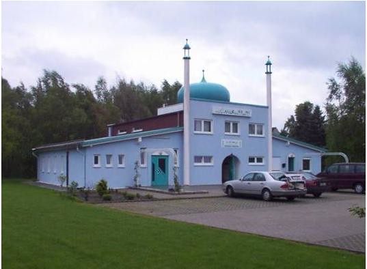 Basharat Mosque, Osnabruck - Germany<br/>© <a href="https://flickr.com/people/22084892@N04" target="_blank" rel="nofollow">22084892@N04</a> (<a href="https://flickr.com/photo.gne?id=2830310214" target="_blank" rel="nofollow">Flickr</a>)