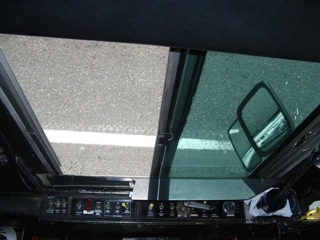 Driver's controls on 2805