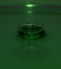 Water Crown (green)