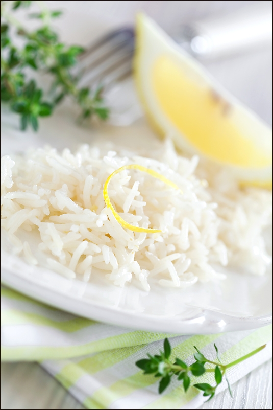 Rice with lemon, garlic and thyme (Multi-Cooker)