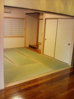 和室です。やっと畳が入りました。