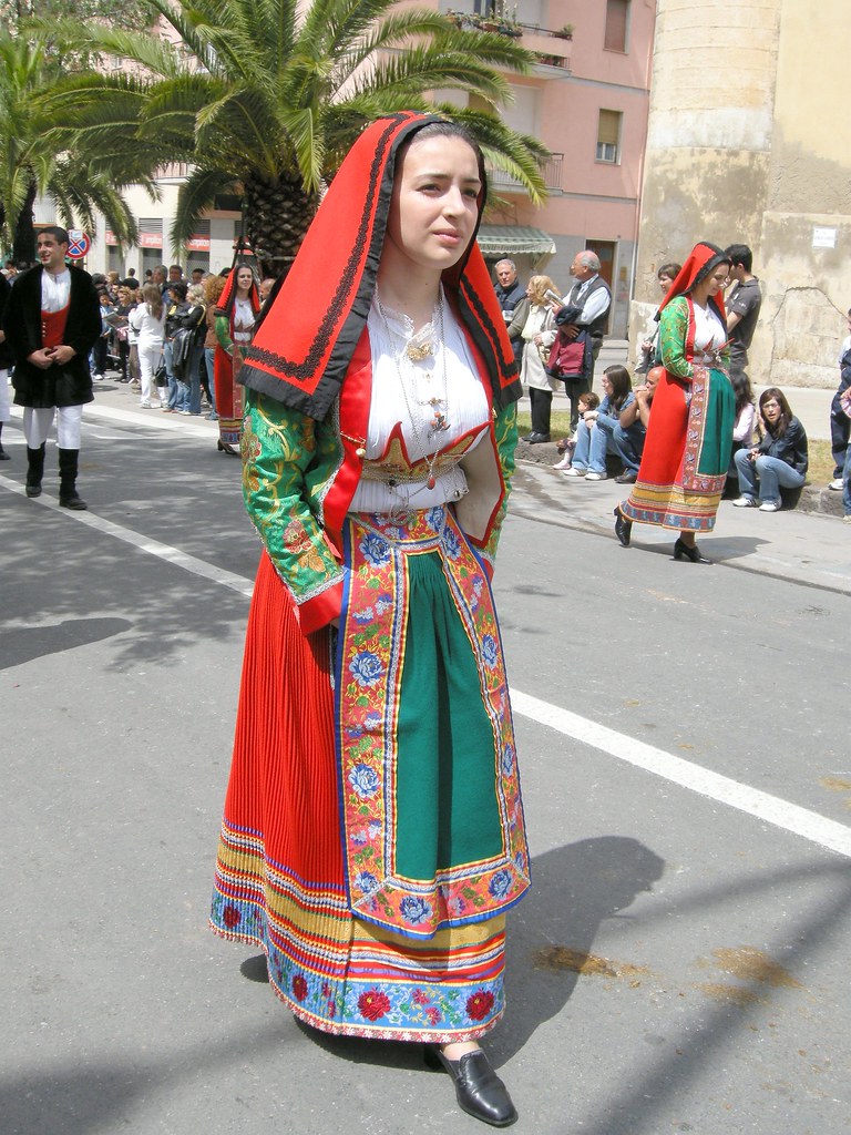 Folk Costumes of Sardinia - Page 2
