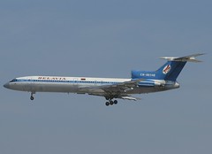Belavia TU-154M EW-85748 BCN 26/06/2004