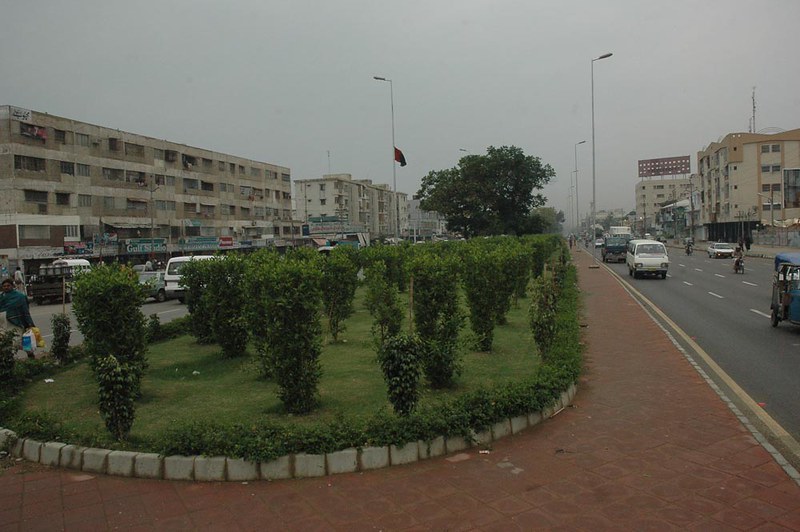 Karachi  Green Karachi  C D G K (12)<br/>© <a href="https://flickr.com/people/35200827@N04" target="_blank" rel="nofollow">35200827@N04</a> (<a href="https://flickr.com/photo.gne?id=4086161140" target="_blank" rel="nofollow">Flickr</a>)