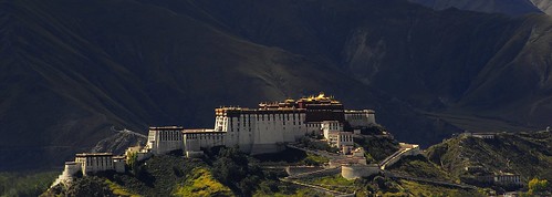 Potala Palace པོ་ཏ་ལ ,  Lhasa  ལྷ་ས། , Tibet  བོད།