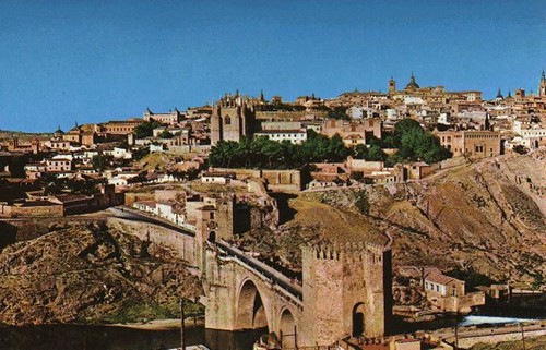 Puerta y Puente de San Martín (Toledo, España) en los años 60