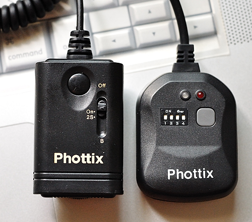 Receiver size comparison -- Phottix Cleon N8 vs N1