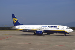 Ryanair B737-8AS EI-DAI GRO 12/06/2004