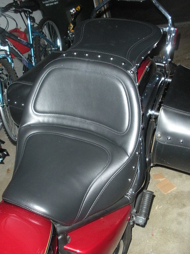 Saddlemen Explorer special seat VN900 classic | Kawasaki Motorcycle Forums